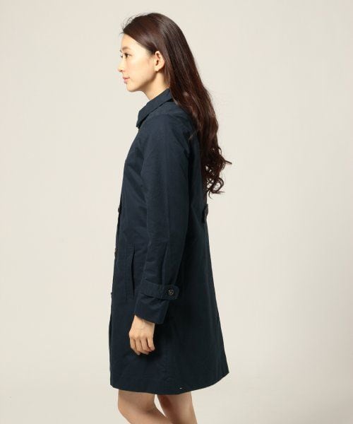 LOWRYS FARM（ローリーズファーム）の「ステンカラーコート（ジャケット/アウター・レディース・ベージュ/ネイビー・Ｍ/Ｌ）」の3枚目の写真