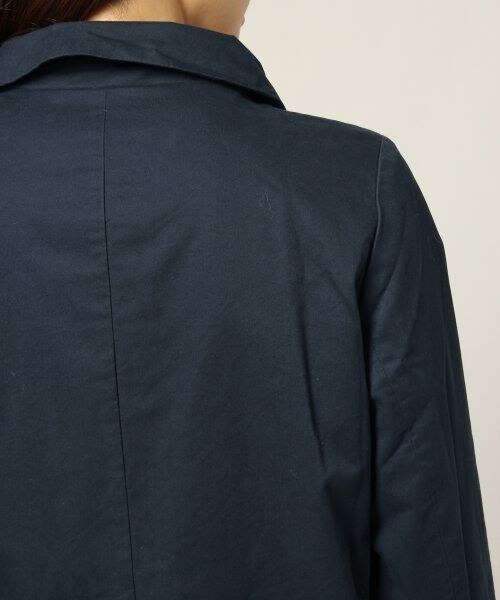 LOWRYS FARM（ローリーズファーム）の「ステンカラーコート（ジャケット/アウター・レディース・ベージュ/ネイビー・Ｍ/Ｌ）」の12枚目の写真