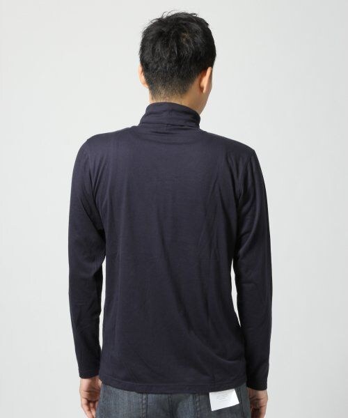 GLOBAL WORK(グローバルワーク)の「スーピマコットンタートル(トップス・メンズ・ホワイト06/グレー15/ネイビー88・M/L)」の8枚目の写真