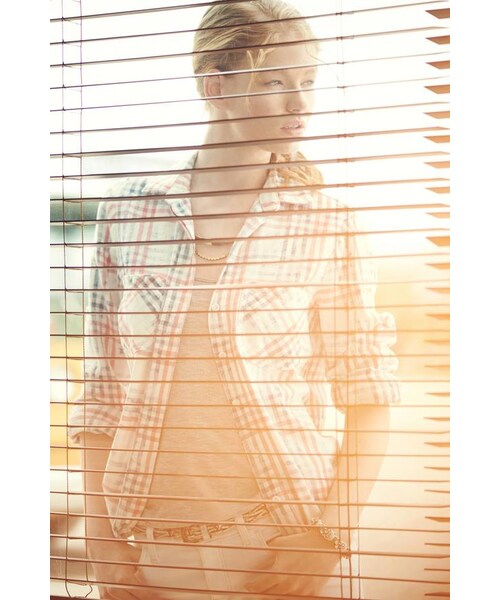 Anthropologie（アンソロポロジー）の「Cloth & Stone Tulare Buttondown（シャツ/ブラウス・レディース・blue motif・S/M/L）」の3枚目の写真