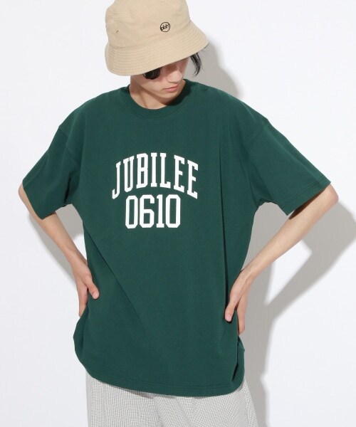 PAGEBOY（ページボーイ）の「【PAGEBOYLIM】VTAコラボカレッジロゴＴ（トップス・レディース・オートミール/杢グレー/オレンジ/グリーン・M, L）」の3枚目の写真