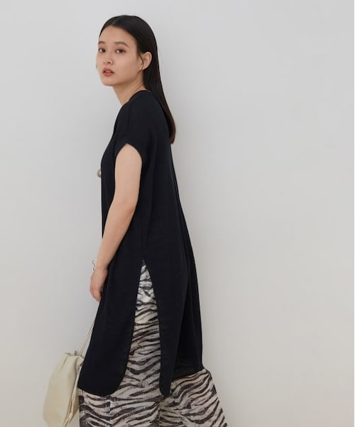 ADAM ET ROPE'(アダムエロペ)の「【セットアップ対応】TCシアーワッフルプルオーバー(トップス・レディース・ワイン/ブラック・F)」の1枚目の写真