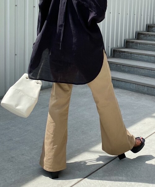 PAGEBOY(ページボーイ)の「【WEB先行予約】フロントスリットチノデニム(パンツ・レディース・チャコール/ベージュ/セピア・24inch(XSサイズ), 25inch(Sサイズ), 26inch(Mサイズ), 27inch(Lサイズ))」の10枚目の写真