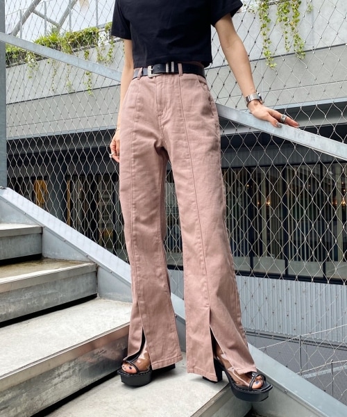 PAGEBOY(ページボーイ)の「【WEB先行予約】フロントスリットチノデニム(パンツ・レディース・チャコール/ベージュ/セピア・24inch(XSサイズ), 25inch(Sサイズ), 26inch(Mサイズ), 27inch(Lサイズ))」の3枚目の写真
