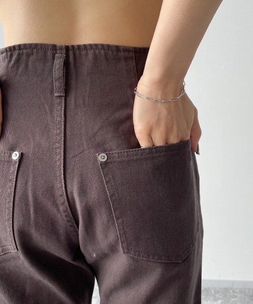 PAGEBOY(ページボーイ)の「【WEB先行予約】フロントスリットチノデニム(パンツ・レディース・チャコール/ベージュ/セピア・24inch(XSサイズ), 25inch(Sサイズ), 26inch(Mサイズ), 27inch(Lサイズ))」の22枚目の写真