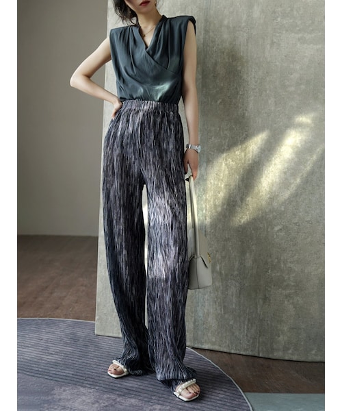 Cozyyoung（コージーヤング）の「2021年夏の新作色柄ゆったりタイプロングパンツ（その他パンツ・レディース・ベージュ/ブルー・S/M）」の4枚目の写真