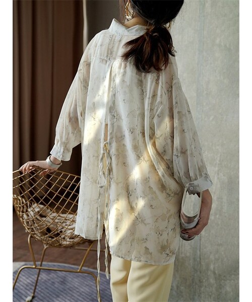 Cozyyoung（コージーヤング）の「2021年夏の新作日除け服～ヴィンテージフローラルシャツ（シャツ/ブラウス・レディース・イエロー/グリーン/グレー・S）」の6枚目の写真