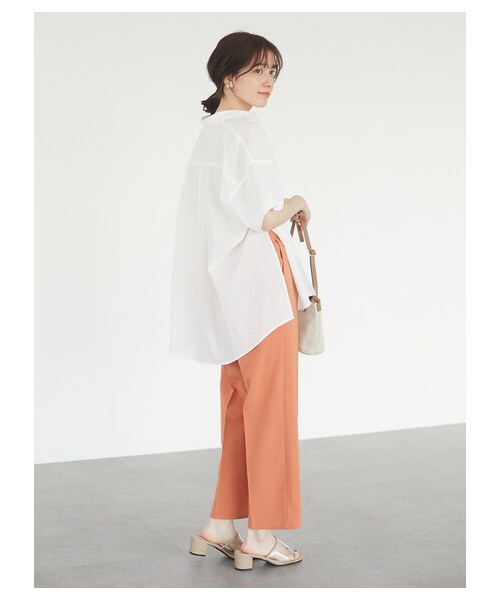 Green　Parks（グリーンパークス）の「接触冷感 センタープレスストレートパンツ（パンツ・ライトベージュ/オレンジ/ブラウン/グリーン/ネイビー・F）」の3枚目の写真