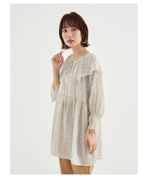 earth music&ecology（アースミュージックアンドエコロジー）の「前後2wayフリルカラーレースアップチュニック（ワンピース/ドレス・アイボリー/フラワーブラック/フラワー/フラワーサックス・F）」の4枚目の写真