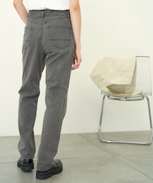 city（シティ）の「モダニティコットンストレートPT（パンツ）」
