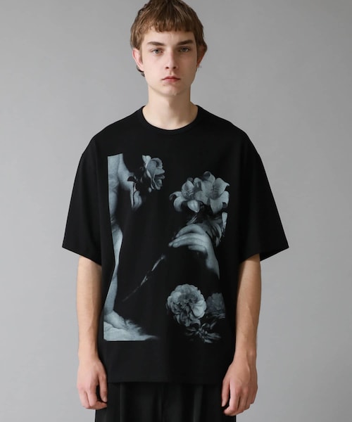 LAD MUSICIAN（ラッドミュージシャン）の「STUDIOUS別注 FLOWER＆HAND TEE（その他・メンズ・その他・42/44/46）」の5枚目の写真