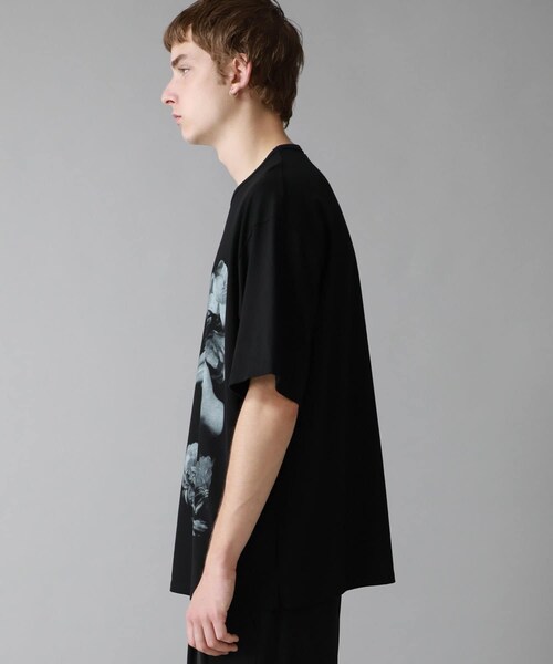 LAD MUSICIAN（ラッドミュージシャン）の「STUDIOUS別注 FLOWER＆HAND TEE（その他・メンズ・その他・42/44/46）」の6枚目の写真