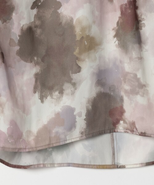 PAGEBOY（ページボーイ）の「【ポイント20％還元対象】【WEB先行予約】マーブルアートハイネックブラウス（トップス・レディース・モノトーン/キャラメル・F）」の18枚目の写真