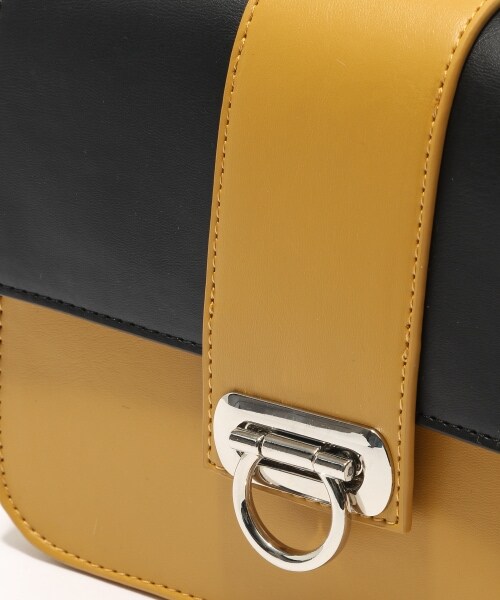 PAGEBOY（ページボーイ）の「【ポイント20％還元対象】【WEB先行予約】バイカラースクエアショルダー（バッグ・レディース・ホワイト×ブラック/ブラック×マンゴーナッツ・ONE SIZE）」の16枚目の写真