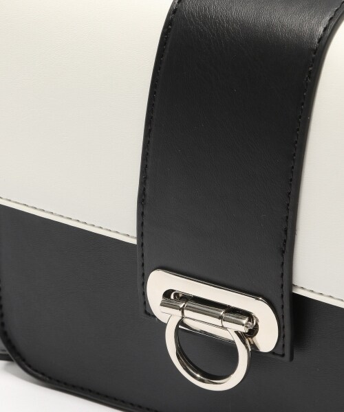 PAGEBOY（ページボーイ）の「【ポイント20％還元対象】【WEB先行予約】バイカラースクエアショルダー（バッグ・レディース・ホワイト×ブラック/ブラック×マンゴーナッツ・ONE SIZE）」の15枚目の写真