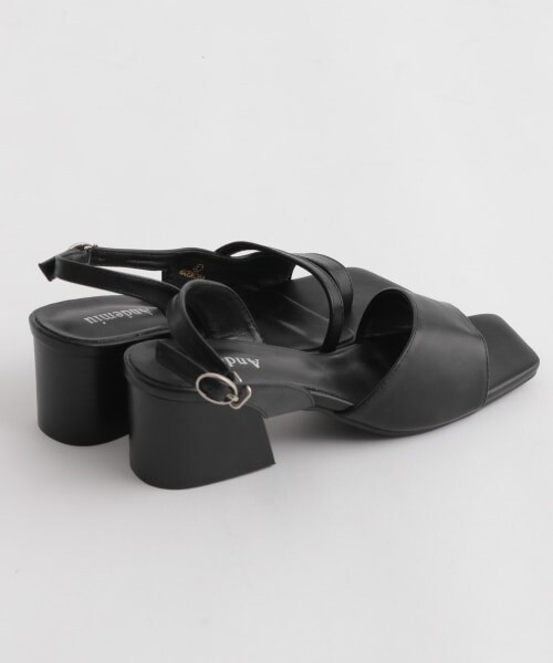 Andemiu（アンデミュウ）の「アシメデザインサンダル（シューズ・パイソン/ブラック/ベージュ）」の9枚目の写真