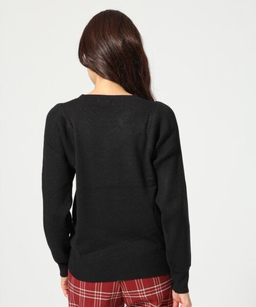 LEPSIM（レプシィム）の「【保温機能アイテム】１２Ｇソデリブクループルオーバー（トップス・レディース・ブラック/エンジ/ベージュ・Ｍ/Ｌ）」の5枚目の写真