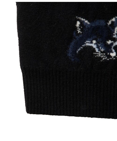 Maison Kitsune（メゾンキツネ）の「【先行受注】FOX ALL OVER PULLOVER（ニット・レディース・ブラック/レッド・S）」の8枚目の写真