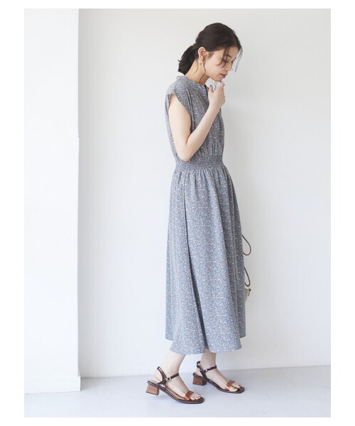 Green　Parks（グリーンパークス）の「≪USED≫・ELENCARE DUE フラワーptスキッパーワンピ（ワンピース/ドレス・アイボリー/ブラック/イエロー/グリーン・F）」の2枚目の写真