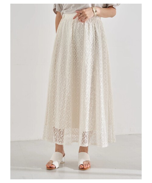 earth music&ecology（アースミュージックアンドエコロジー）の「選べるレーススカート(サークル)（スカート・アイボリー/チャコールグレー/ブラック/ミント/ピンクベージュ/エクリュ・F）」の2枚目の写真