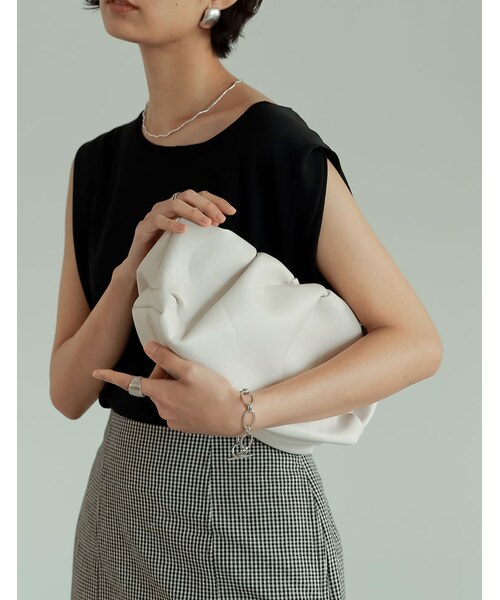 Re:EDIT（リエディ）の「ギャザーショルダーバッグ（バッグ・レディース・ブラック/ホワイト/グリーン・フリーサイズ）」の5枚目の写真