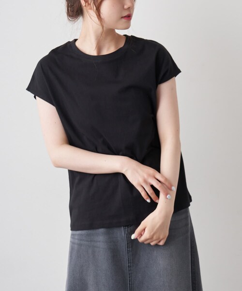 PUAL CE CIN（ピュアルセシン）の「【サステナブル】オーガニックコットンフレンチスリーブT（Tシャツ/カットソー・レディース・オフホワイト/チャコールグレー/ブラック・FREE）」の2枚目の写真