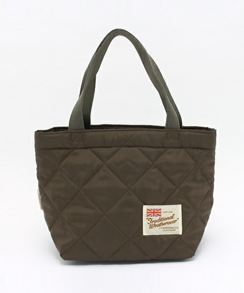 Traditional Weatherwear（トラディショナルウェザーウェア）の「Traditional Weatherwear キルティングナイロントート（トートバッグ・レディース・ブラック/ネイビー/グリーン/ブルー系その他・FREE）」の3枚目の写真