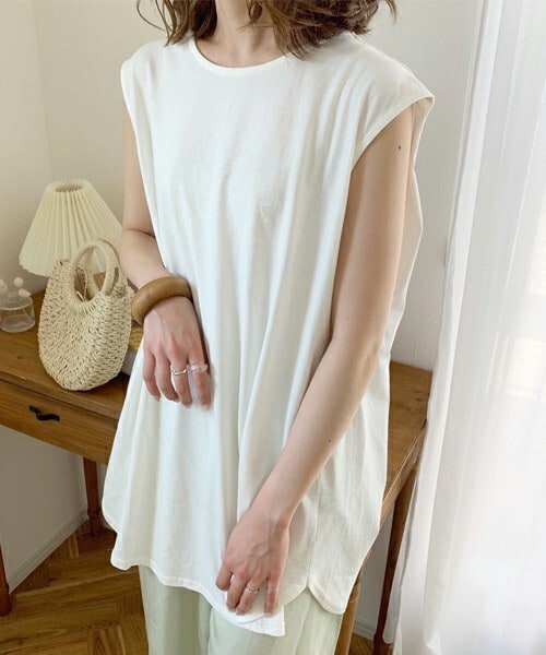 chocomee(チョコミー)の「ノースリーブロングT(Tシャツ/カットソー・レディース・ホワイト/ブラウン/グレー・FREE)」の1枚目の写真