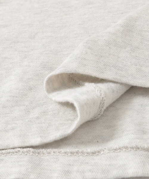 AURALEE(オーラリー)の「AURALEE SEAMLESS CREW-NECK T-SHIRTS(その他・レディース・WHITE/TOP GRAY/LIGHT PINK・3)」の10枚目の写真