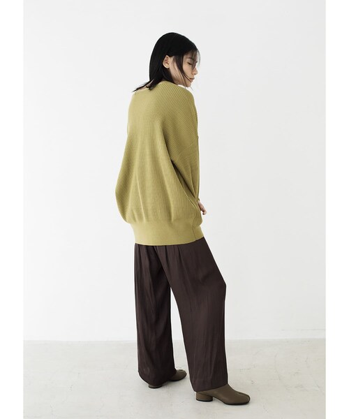 V-NECK LOOSE KNIT
