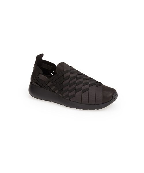 NIKE(ナイキ)の「Nike 'Roshe Run Woven 2.0' Sneaker (Women)(スニーカー・レディース・Black/ Anthracite・9 M/12 M/6 M/5 M/8 M/8.5 M/6.5 M/5.5 M/7 M/7.5 M/10 M/10.5 M/9.5 M/11 M)」の3枚目の写真