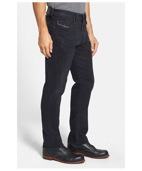 DIESEL（ディーゼル）の「DIESEL® 'Buster' Straight Leg Jeans (0609T)（デニムパンツ・メンズ・Black・Regular 28 x 32/Regular 32 x 32/Regular 38 x 32/Regular 29 x 30/Regular 36 x 32/Regular 38 x 30/Regular 30 x 32/Regular 36 x 30/Regular 34 x 32/Regular 30 x 30/Regular 34 x 30/Regular 29 x 32/Regular 31 x 32/Regular 33 x 30/Regular 28 x 30/Regular 31 x 30/Regular 33 x 32/Regular 32 x 30）」の3枚目の写真