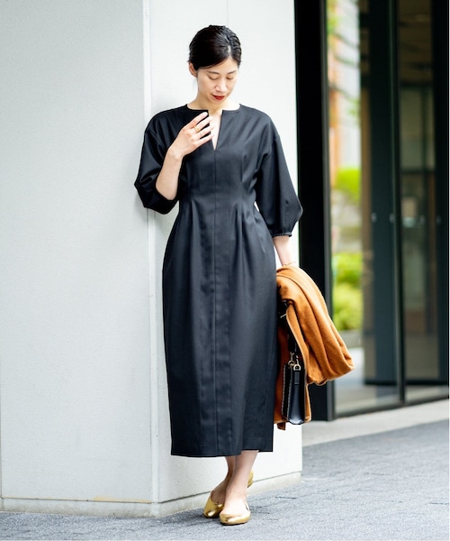 美品 ヴェルメイユパーイエナ ロング ワンピース パフスリーブ 濃紺 VERMEIL par iena（ヴェルメイユパーイエナ）の「《追加予約》P
