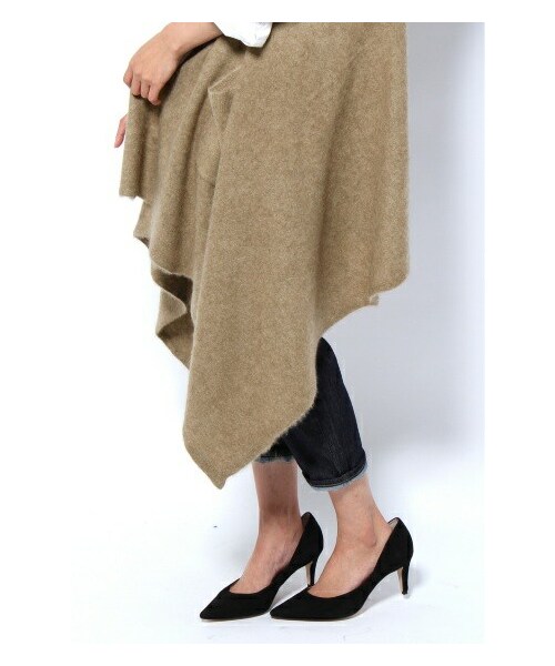 L'Appartement（アパルトモン）の「ラクーンファー付きカシミヤファー