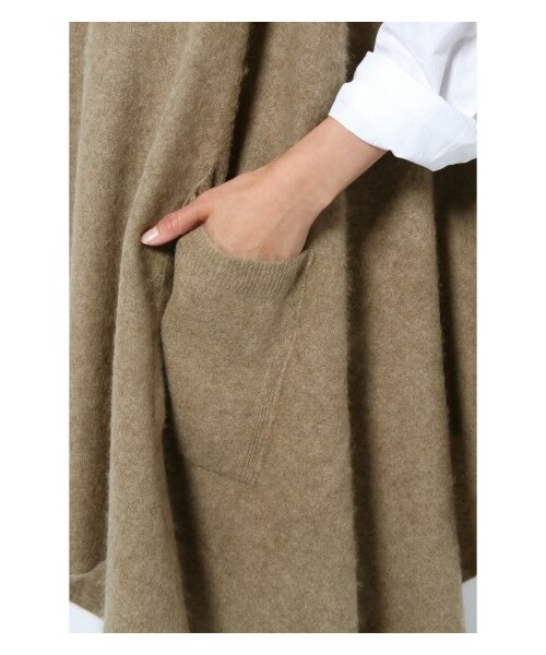 L'Appartement（アパルトモン）の「ラクーンファー付きカシミヤファー