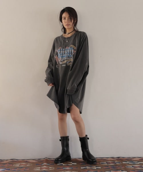 BABYLONE（バビロン）の「イーグルロングTシャツ（トップス・ブラック/ベージュ）」の3枚目の写真