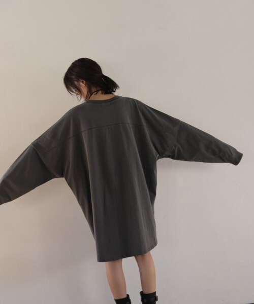 BABYLONE（バビロン）の「イーグルロングTシャツ（トップス・ブラック/ベージュ）」の11枚目の写真