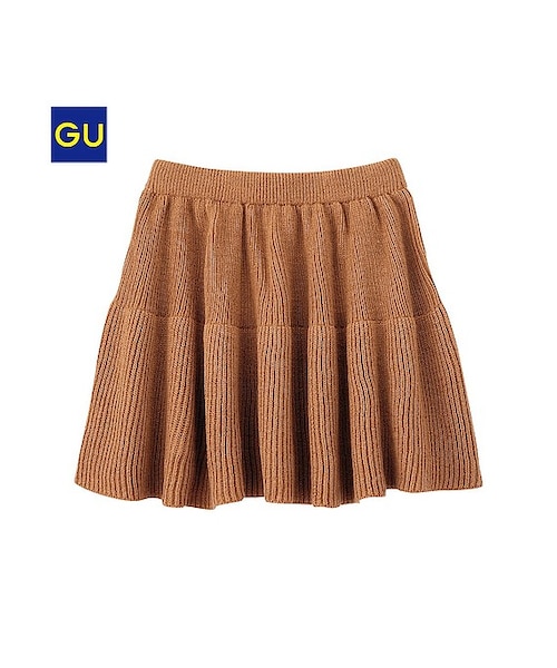 GU（ジーユー）の「（GU）ニットフレアスカート（WOMEN ⁄ スカート・レディース・BLACK/PURPLE/BROWN/OFF WHITE・L/S/M）」の3枚目の写真