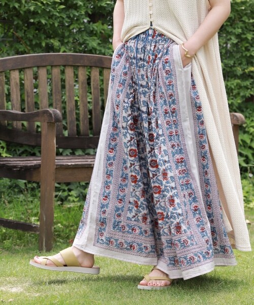 studio CLIP（スタディオクリップ）の「インド柄スカート（スカート・オレンジ/ベージュ/ライトグリーン/ブルー/ライトブルー/サックス・F）」の5枚目の写真