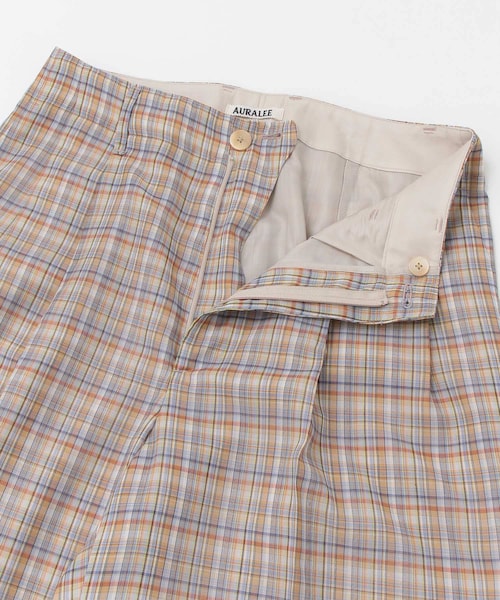 AURALEE（オーラリー）の「AURALEE RECYCLEPOLYESTER SHEER PANTS（その他・レディース・BLUE CHECK・1）」の4枚目の写真