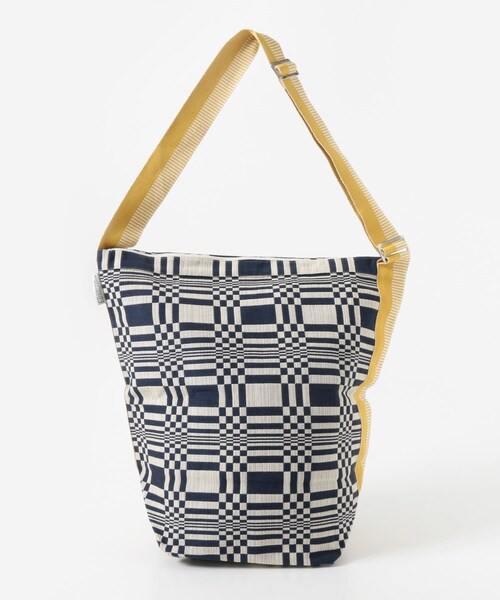 Johanna Gullichsen(ヨハンナグリクセン)の「JOHANNA GULLICHSEN Tetra Sac(その他・レディース・BK/BL/BK・FREE)」の3枚目の写真