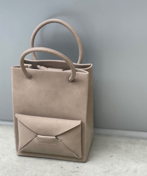 RIVE DROITE（リヴドロワ）の「【ADD CULUMN(アドカラム)】PAKETバッグM（トートバッグ・レディース・グレージュ/グレー・F）」の2枚目の写真