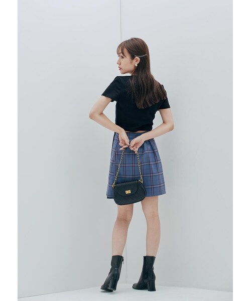 N WITH.（エヌウィズ）の「ショート丈Tシャツ7月下旬（Tシャツ/カットソー・レディース・ホワイト/ブラック・FREE）」の2枚目の写真
