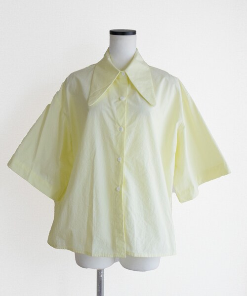 Marient（マリエント）の「ビッグカラーシャツ（シャツ/ブラウス・レディース・ホワイト/イエロー・FREE）」の2枚目の写真