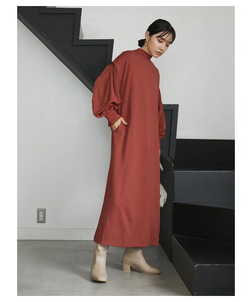 Green　Parks（グリーンパークス）の「armonia・ボリューム袖リラックスワンピース（ワンピース/ドレス・ブラック/テラコッタ/マスタード・F）」の7枚目の写真