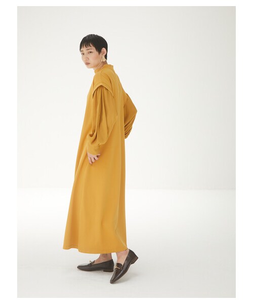 Green　Parks（グリーンパークス）の「armonia・ボリューム袖リラックスワンピース（ワンピース/ドレス・ブラック/テラコッタ/マスタード・F）」の21枚目の写真