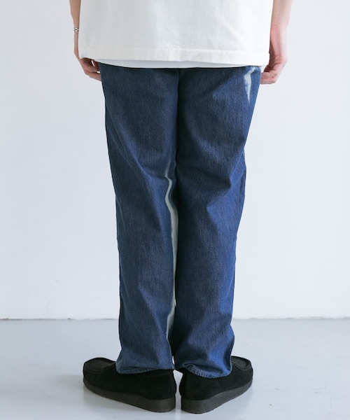 AURALEE(オーラリー)の「AURALEE SUN FADE DENIM PANTS(その他・メンズ・SF BLEACH・3/4)」の6枚目の写真