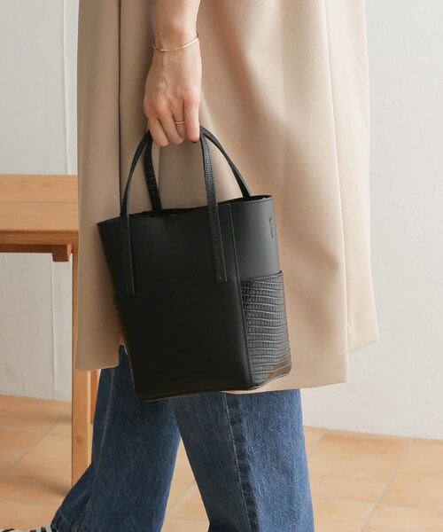 MARCO BIANCHINI(マルコビアンチーニ)の「MARCO BIANCHINI 2way スクエアショルダーバッグ(その他・レディース・YELLOW/BLACK/KHAKI・FREE)」の2枚目の写真