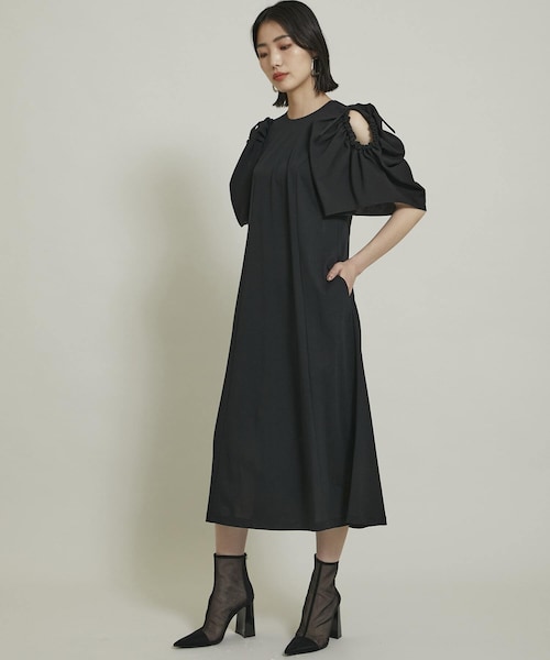 AKIRANAKA（アキラナカ）の「ギャザードスリットスリーブジャージー  