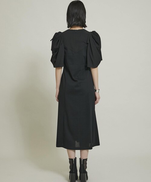 AKIRANAKA（アキラナカ）の「ギャザードスリットスリーブジャージー  